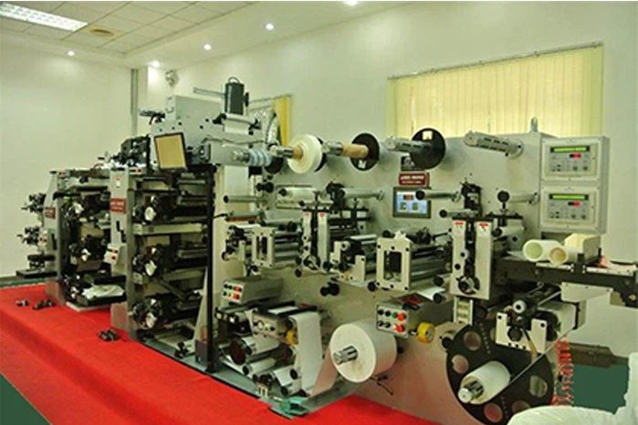 Label high-speed rotary printing press.